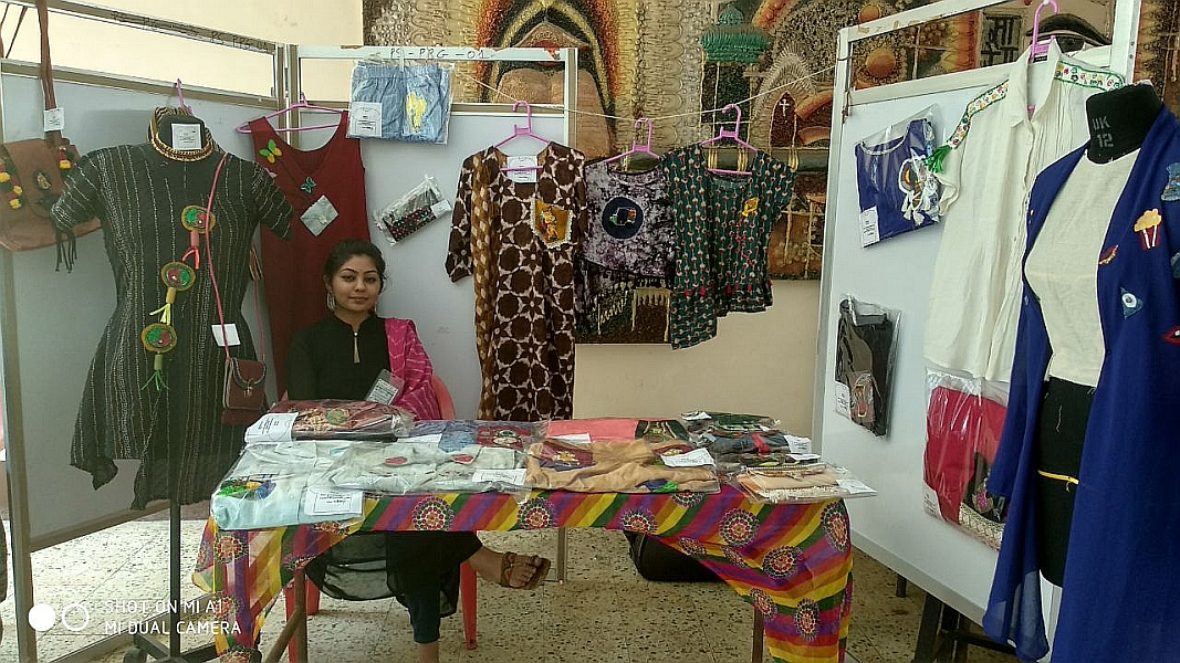 Exhibition Cum Sale Kalakruti